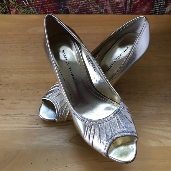 Roberto Vianni Heels - Picture 1 of 4